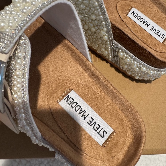 Steve Madden Blowout Pearl Embellished Sandals – Bone – Size 9.5